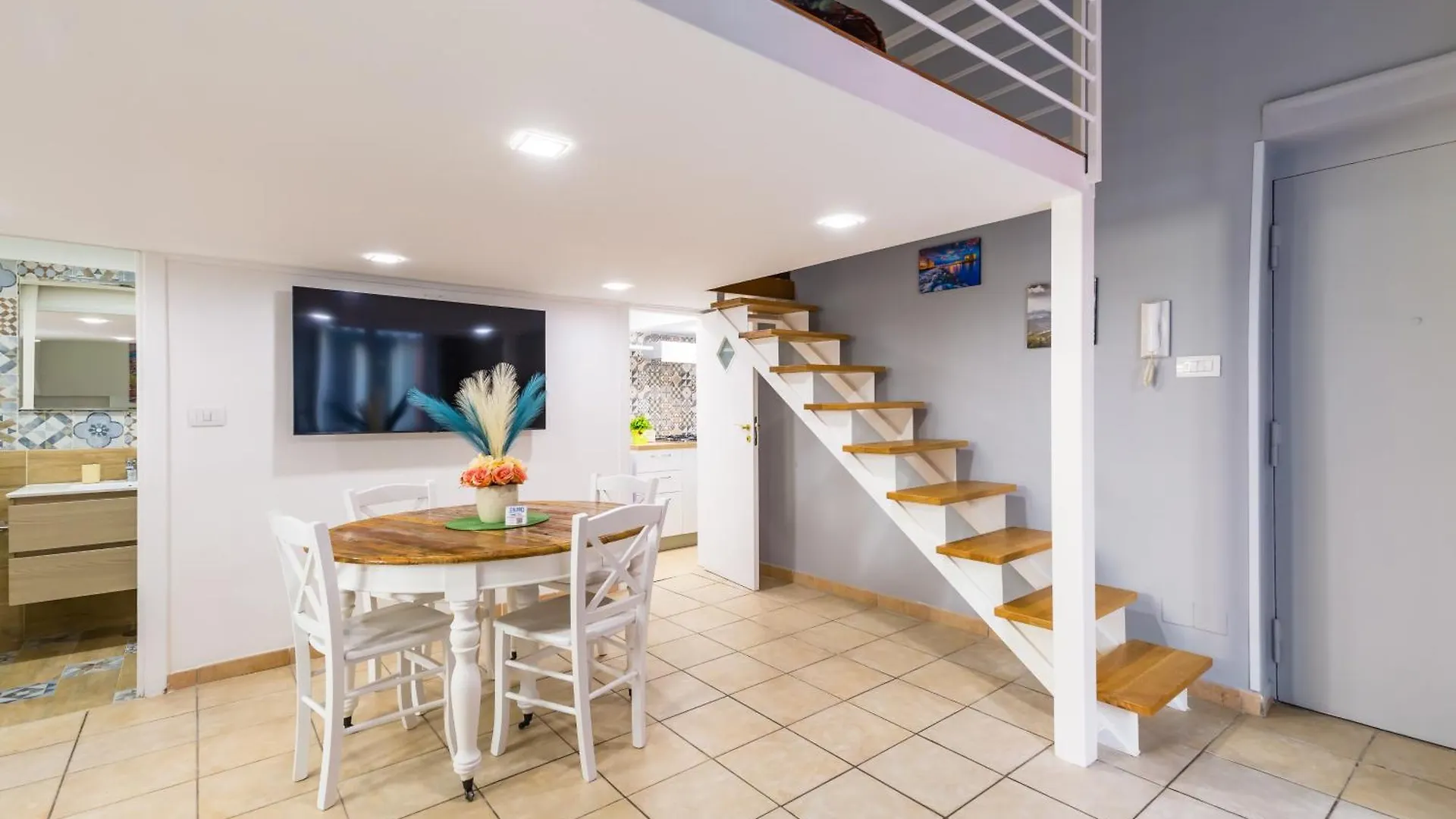 Toledo House Apartments Napoli 0*,  İtalya