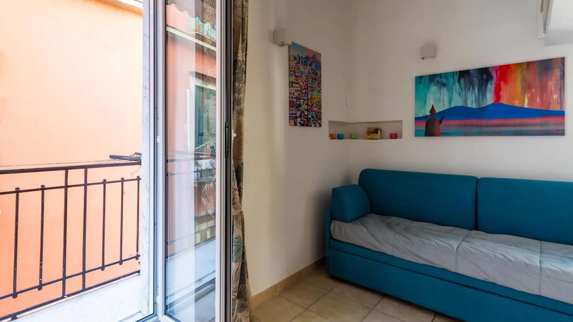 Toledo House Apartments Napoli İtalya
